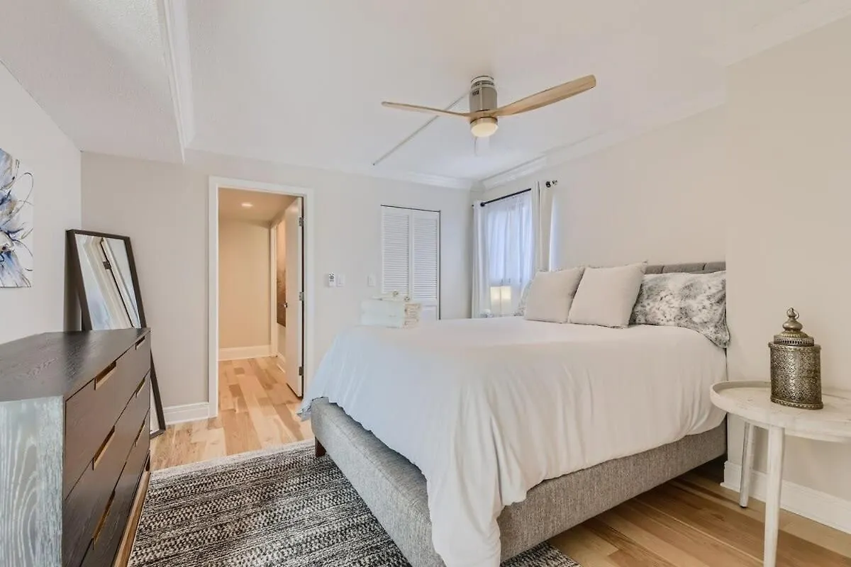 Larimer Luxury Top Notch Amenities Walk To All Denver Holiday home
