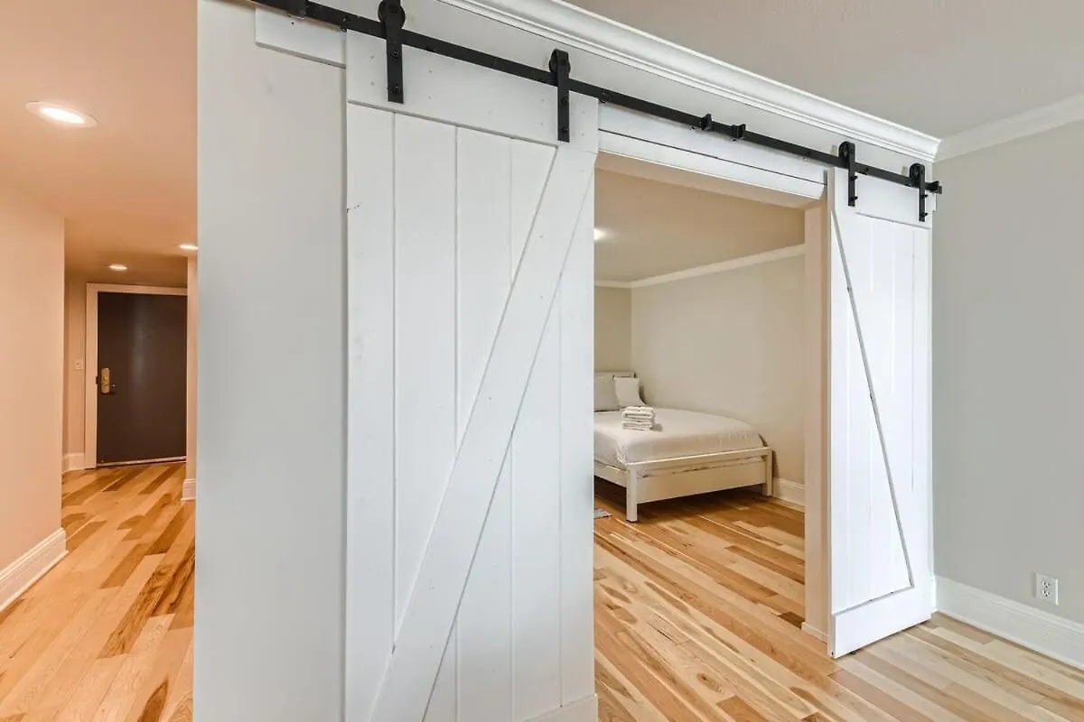 Holiday home Larimer Luxury Top Notch Amenities Walk To All Denver United States