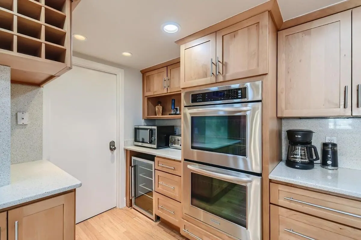 Larimer Luxury Top Notch Amenities Walk To All Denver Holiday home